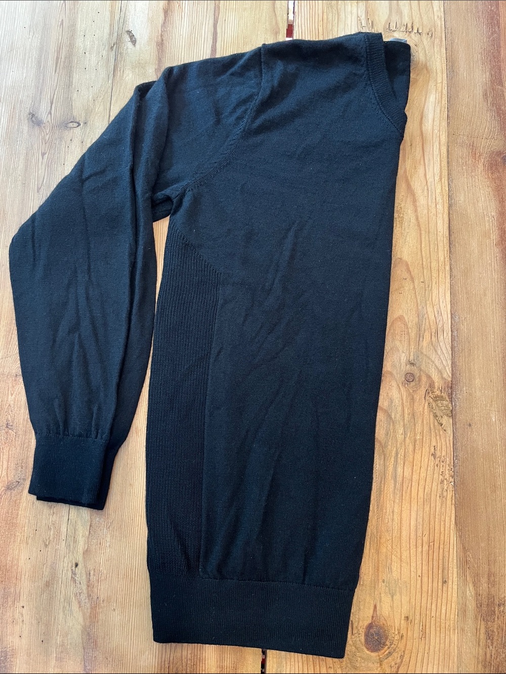 ICEBREAKER Men's L Black Ribbed V-Neck 100% Merino Wool Sweater